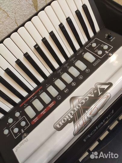 Аккордеон Roland fr-2