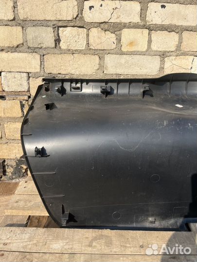 Skoda Octavia A5 Обшивка двери багажника