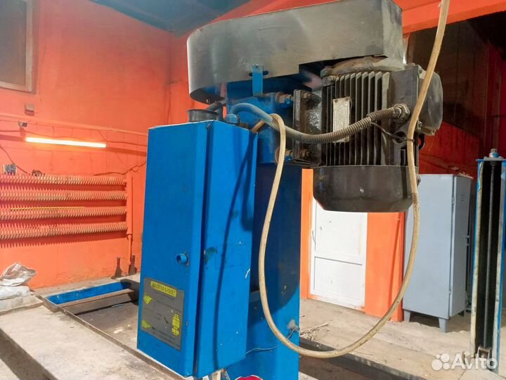 Подъемник автомобильный 4-х стоечный