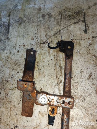 Кронштейн усилителя торпеды Mitsubishi Outlander 3