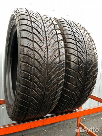 Goodyear UltraGrip Performance 2 225/55 R17