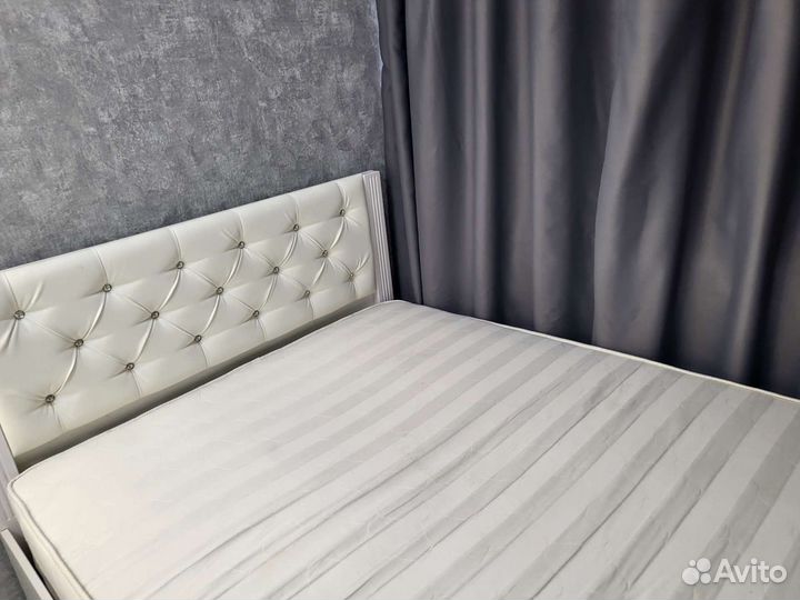 Спальный гарнитур для девочки