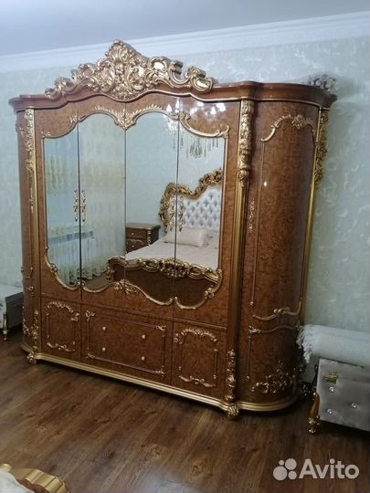 Спальный гарнитур новый производство Китай