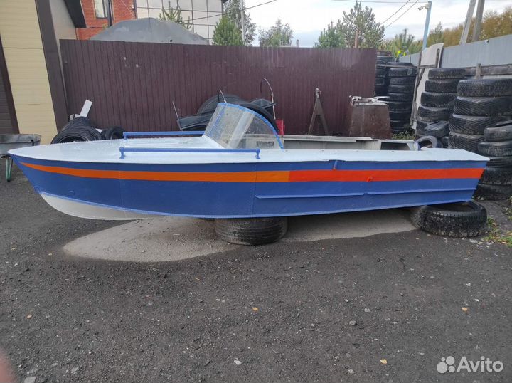 Катер Прогресс