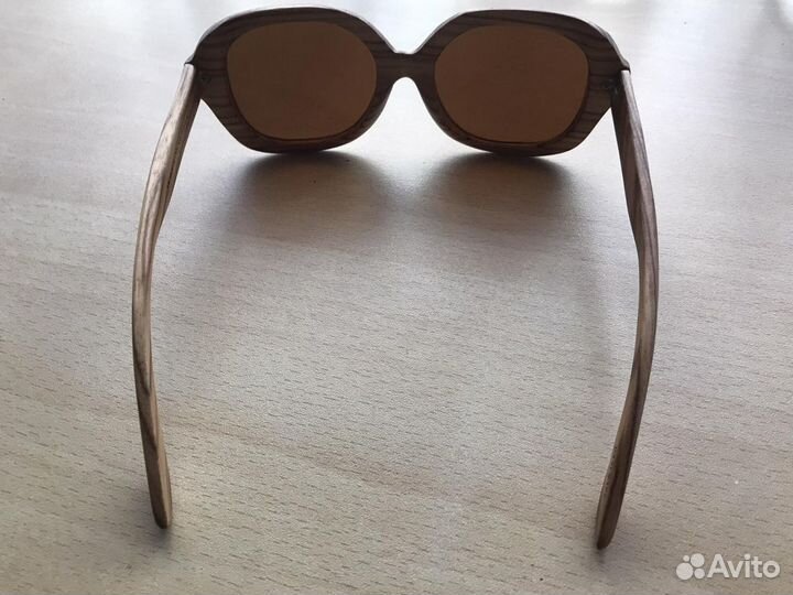 Очки из дерева (Виктория Бэкхэм)