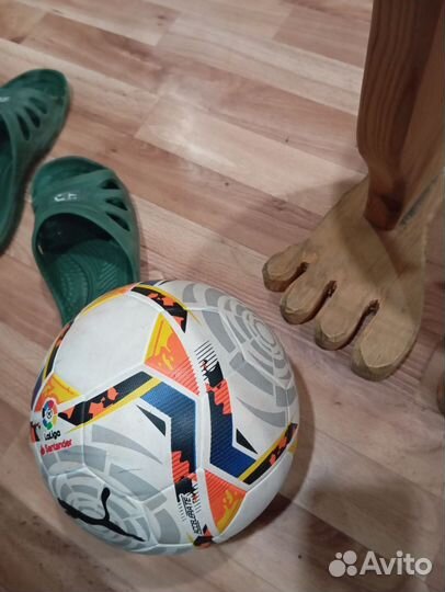 Футбольный мяч