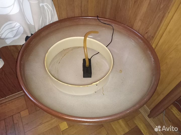 Чаша с водопадом