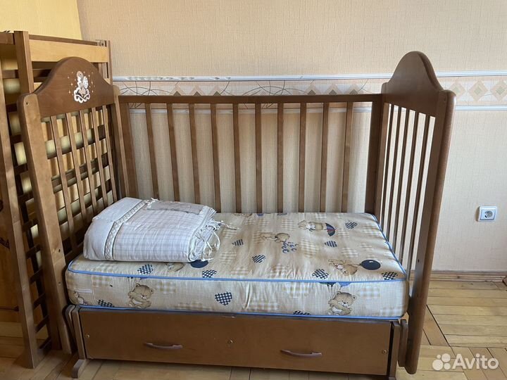 Детская кровать манеж