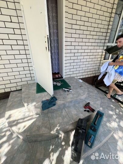 Вскрытие замков, замена, установка замков