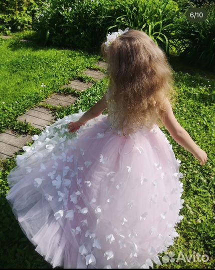 Пышное праздничное платье размер 98-104