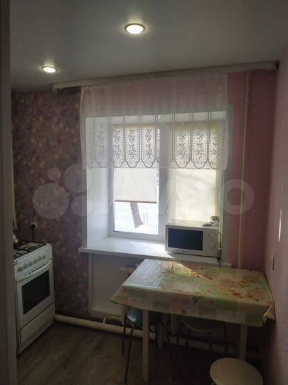 3-к. квартира, 57 м², 1/2 эт.