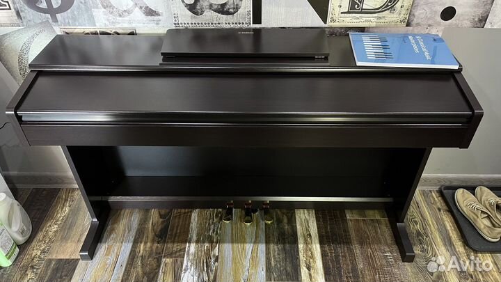 Цифровое пианино Yamaha Arius YDP-145 B