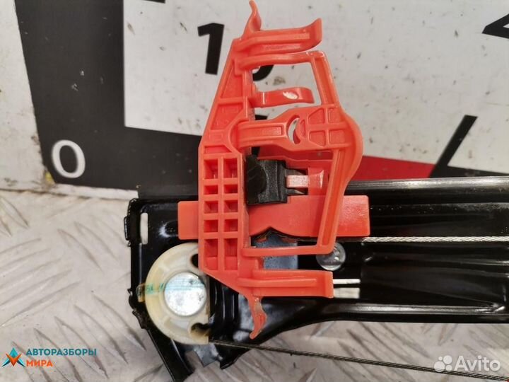 Стеклоподъемник передний правый Lancia Delta 3