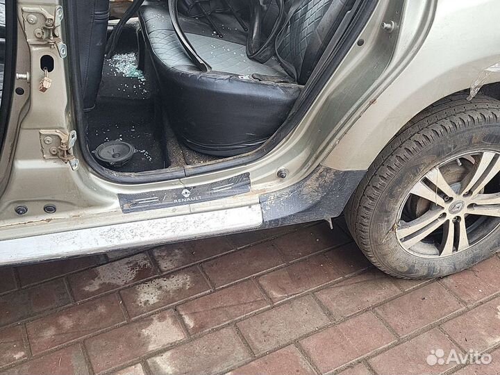 Renault duster 2010-2015- закат крыла левый