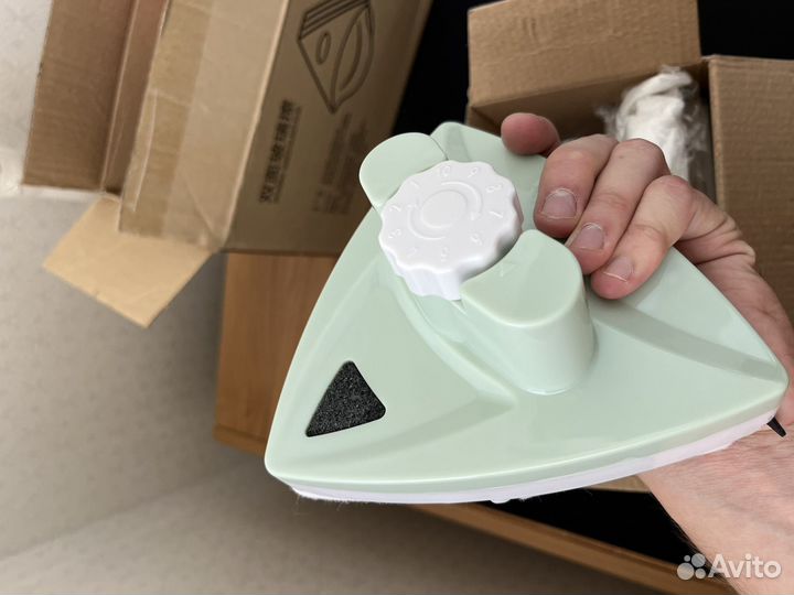 Магнитная Щетка для Мытья Окон