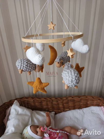 Мобиль на кроватку новый