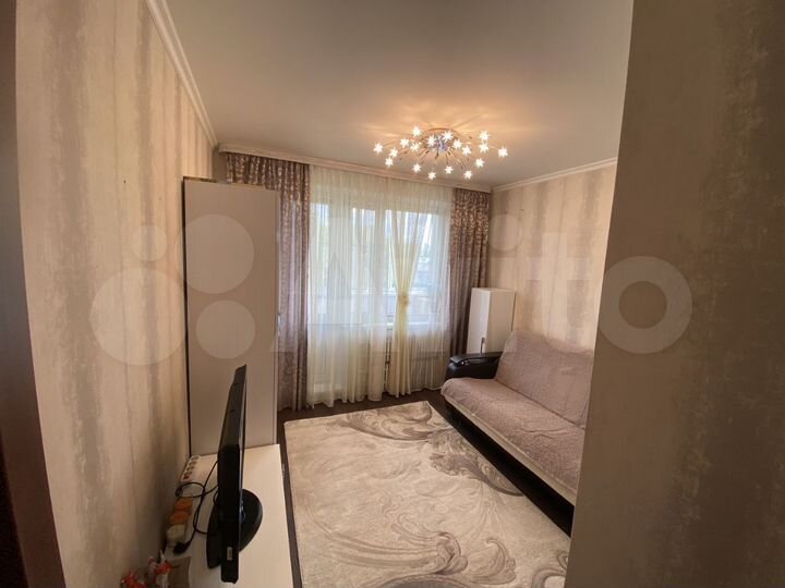 2-к. квартира, 56 м², 10/17 эт.