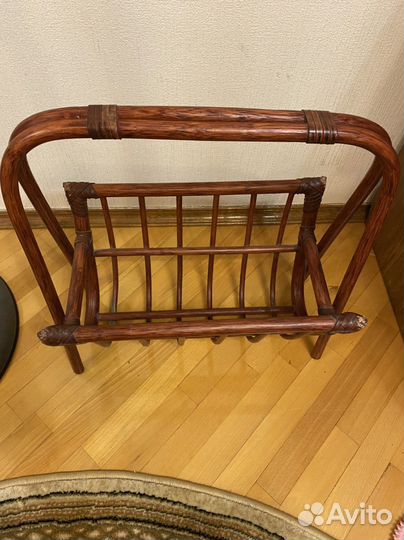 Итальянская газетница