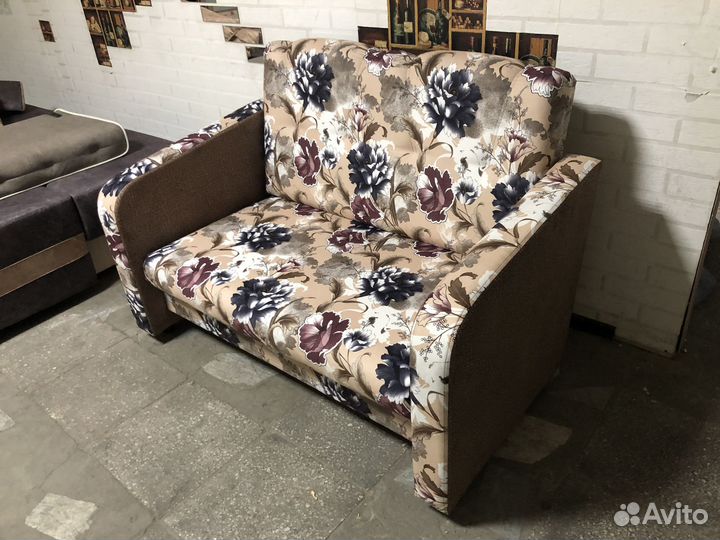 Диван лягушка