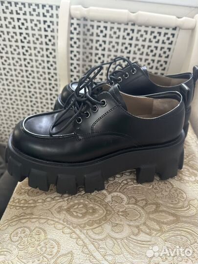 Полуботинки кожаные стильные