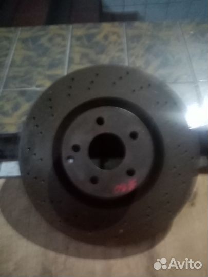 Передние тормозные