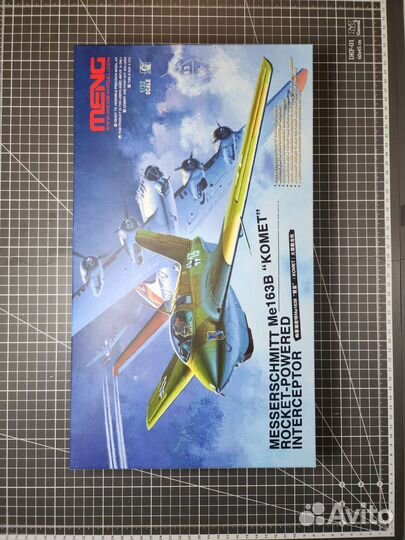 Сборная модель самолета 1:32