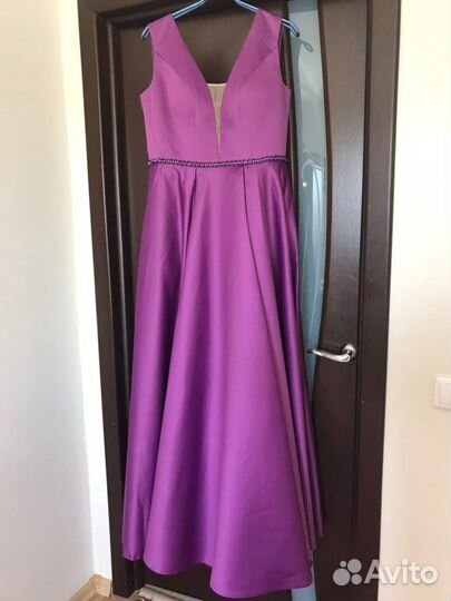 Вечернее платье