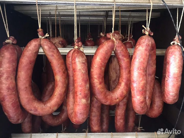 Копчено-варёная колбаса, пельмени из вашего мяса
