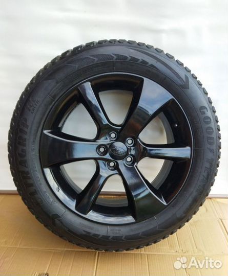 Goodyear UltraGrip 225/55 R17