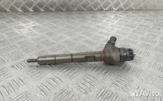 Форсунка дизельная audi A4 B8 (DEA33AL03)