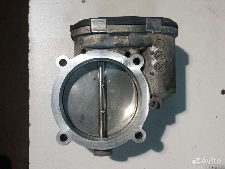 Дроссельная заслонка фольцваген туарег 4.2 AXQ