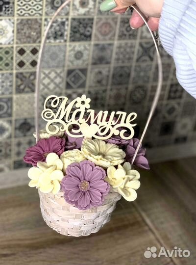 Сладкий подарок девушке