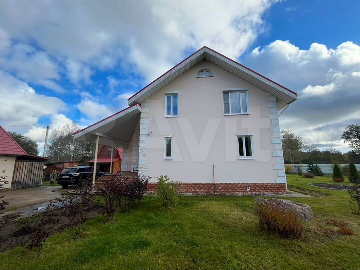 Дом 200 м² на участке 40 сот.