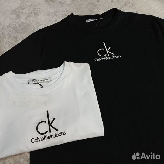 Футболка Calvin Klein