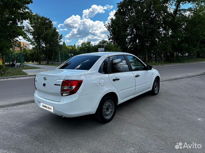 LADA Granta 1.6 МТ, 2017, 200 000 км