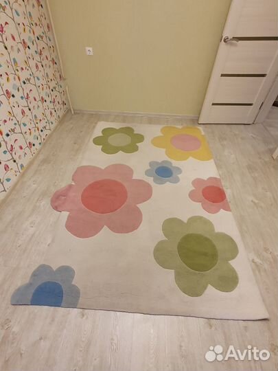 Ковер в детскую комнату