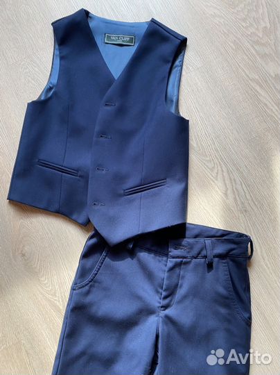 Школьный костюм