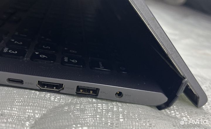 Ноутбук asus vivobook 15 x512D