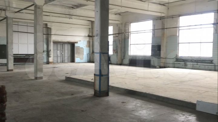 Склад, 1800 м²