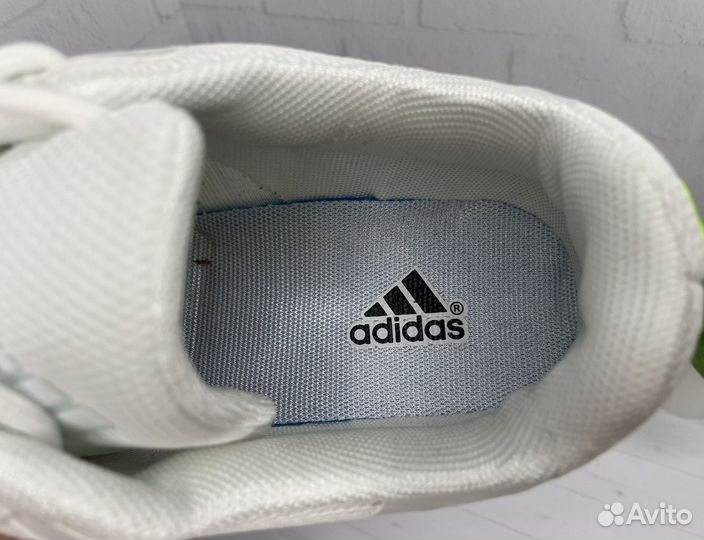 Adidas мужские кроссовки новые легкие