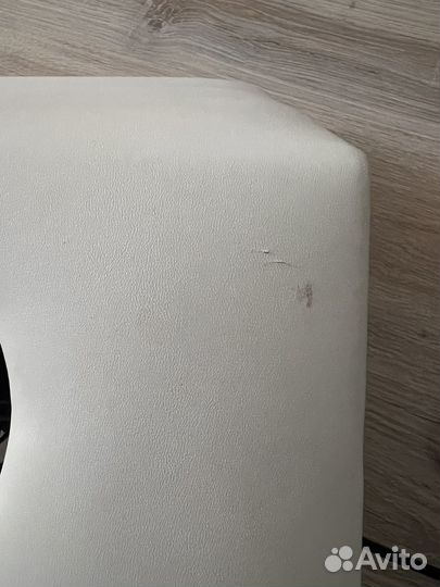 Вытяжка и лампа для маникюра