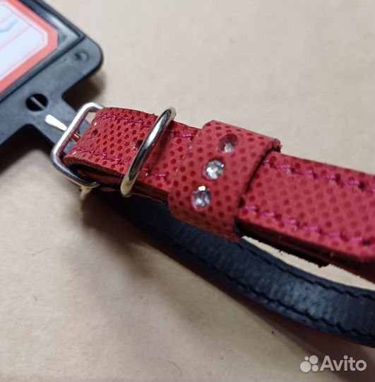 Ошейник кожаный со стразами