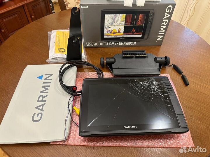 Эхолот Garmin echomap ultra 122sv