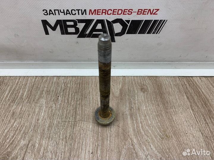 Болт подрамника Mercedes W164