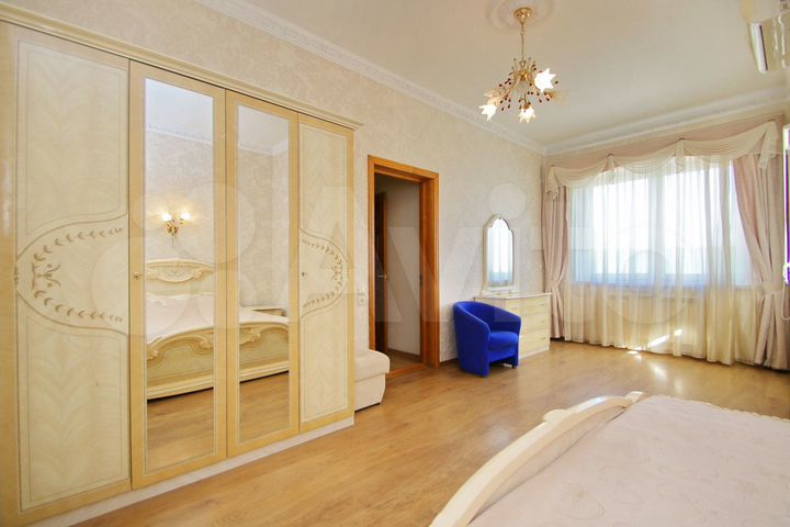 Дом 80 м² на участке 1 сот.