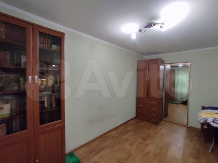 3-к. квартира, 57 м², 5/5 эт.