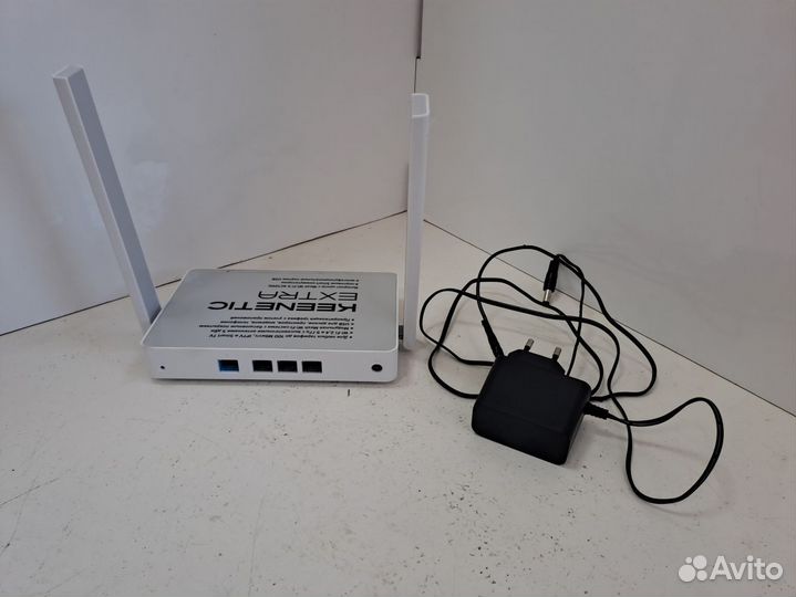 Wi-Fi роутер Keenetic Extra (KN-1713)