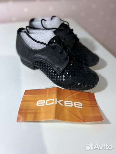 Рейтинговые туфли для бальных танцев Eckse