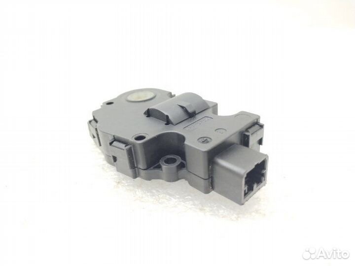 Сервопривод заслонок печки Bmw 3-Series E90 2.5