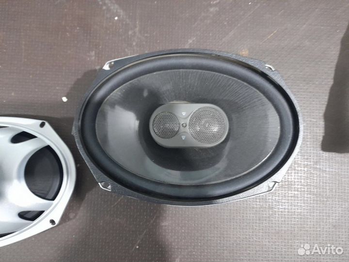 Акустика колонки jbl